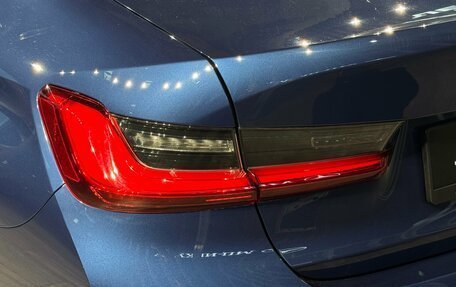 BMW 3 серия, 2021 год, 2 890 000 рублей, 10 фотография
