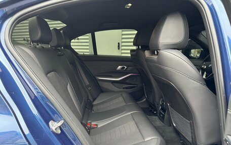 BMW 3 серия, 2021 год, 2 890 000 рублей, 31 фотография