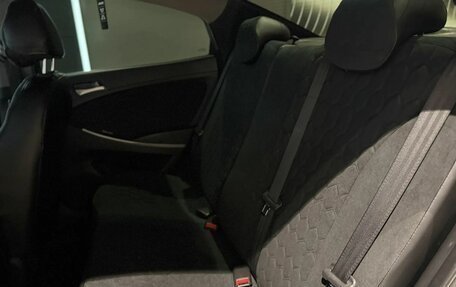 Hyundai Solaris II рестайлинг, 2016 год, 890 000 рублей, 14 фотография