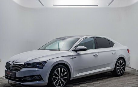 Skoda Superb III рестайлинг, 2024 год, 3 475 000 рублей, 1 фотография