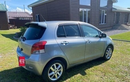 Toyota Vitz, 2009 год, 490 000 рублей, 3 фотография