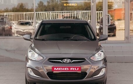 Hyundai Solaris II рестайлинг, 2011 год, 670 000 рублей, 2 фотография