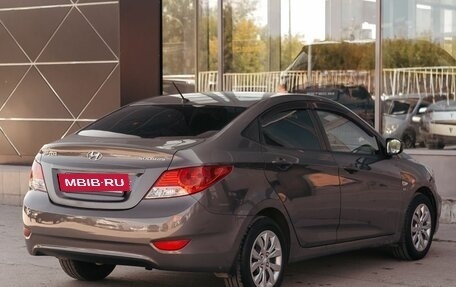 Hyundai Solaris II рестайлинг, 2011 год, 670 000 рублей, 5 фотография
