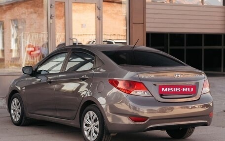 Hyundai Solaris II рестайлинг, 2011 год, 670 000 рублей, 7 фотография