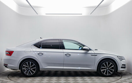 Skoda Superb III рестайлинг, 2024 год, 3 475 000 рублей, 6 фотография