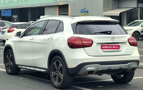 Mercedes-Benz GLA, 2018 год, 1 860 000 рублей, 3 фотография