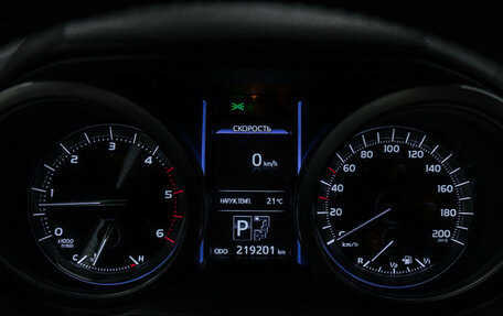 Toyota Land Cruiser Prado 150 рестайлинг 2, 2013 год, 2 999 000 рублей, 17 фотография