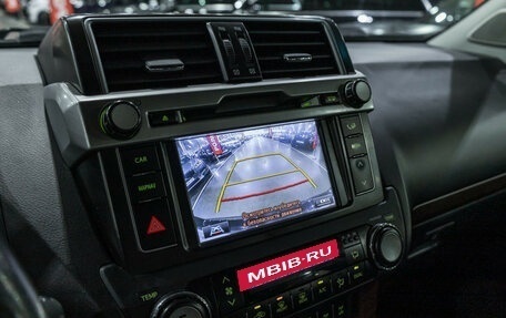 Toyota Land Cruiser Prado 150 рестайлинг 2, 2013 год, 2 999 000 рублей, 16 фотография