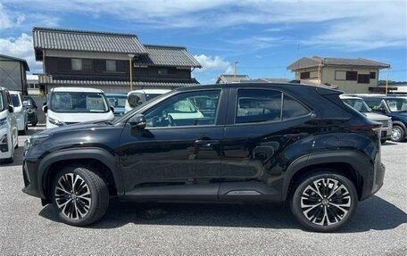Toyota Yaris Cross, 2023 год, 1 490 002 рублей, 7 фотография