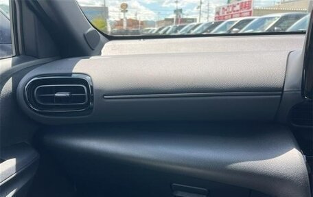 Toyota Yaris Cross, 2023 год, 1 490 002 рублей, 21 фотография