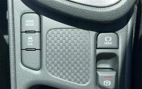Toyota Yaris Cross, 2023 год, 1 490 002 рублей, 20 фотография