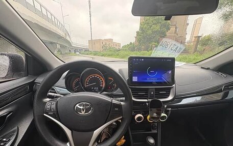 Toyota Yaris XP150 рестайлинг, 2021 год, 1 110 000 рублей, 8 фотография