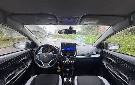 Toyota Yaris XP150 рестайлинг, 2021 год, 1 110 000 рублей, 9 фотография