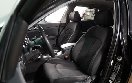 KIA Optima IV, 2018 год, 1 569 000 рублей, 10 фотография