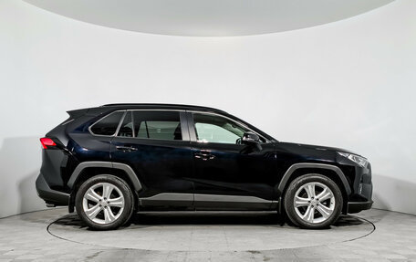 Toyota RAV4, 2020 год, 3 190 000 рублей, 4 фотография