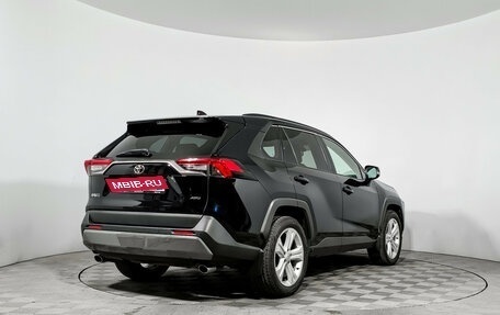 Toyota RAV4, 2020 год, 3 190 000 рублей, 5 фотография