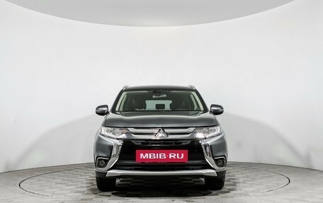 Mitsubishi Outlander III рестайлинг 3, 2017 год, 1 920 000 рублей, 2 фотография