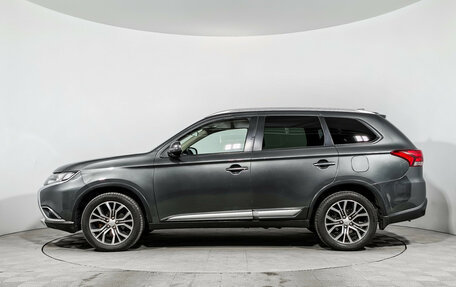 Mitsubishi Outlander III рестайлинг 3, 2017 год, 1 920 000 рублей, 8 фотография