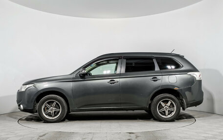 Mitsubishi Outlander III рестайлинг 3, 2013 год, 999 000 рублей, 8 фотография