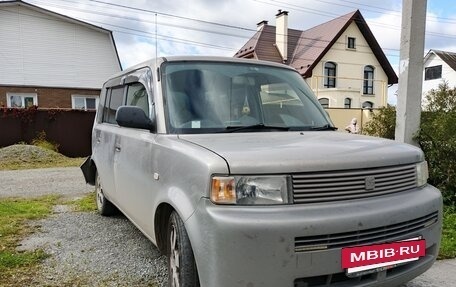 Toyota bB I рестайлинг, 2001 год, 300 000 рублей, 2 фотография