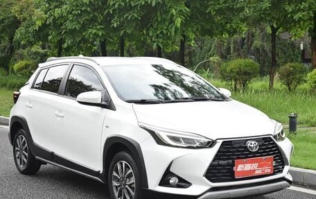 Toyota Yaris XP150 рестайлинг, 2023 год, 1 180 000 рублей, 3 фотография