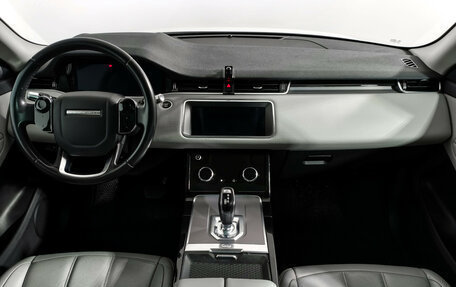 Land Rover Range Rover Evoque II, 2019 год, 3 300 000 рублей, 15 фотография