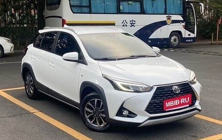 Toyota Yaris XP150 рестайлинг, 2023 год, 1 160 000 рублей, 3 фотография