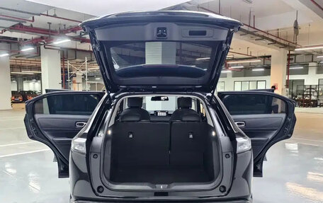 Honda Vezel, 2023 год, 1 410 888 рублей, 21 фотография