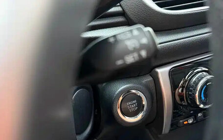 Toyota Yaris, 2022 год, 1 350 088 рублей, 10 фотография