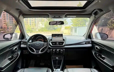 Toyota Yaris, 2022 год, 1 350 088 рублей, 7 фотография
