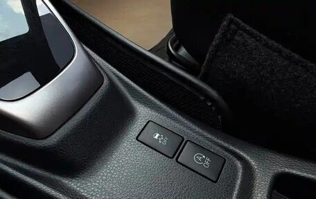 Toyota Yaris, 2022 год, 1 350 088 рублей, 12 фотография