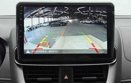 Toyota Yaris, 2022 год, 1 350 088 рублей, 14 фотография