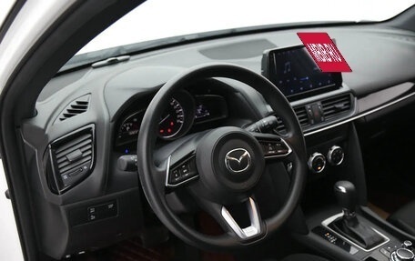 Mazda CX-4, 2022 год, 1 681 007 рублей, 10 фотография