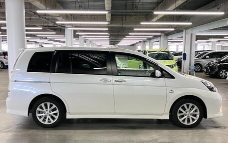 Toyota ISis I, 2012 год, 920 001 рублей, 7 фотография