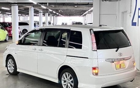 Toyota ISis I, 2012 год, 920 001 рублей, 6 фотография