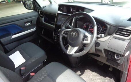 Toyota Roomy I, 2021 год, 900 000 рублей, 6 фотография