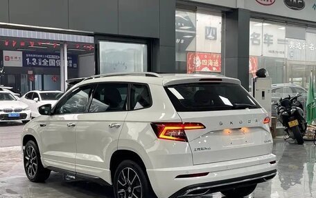 Skoda Karoq I, 2022 год, 1 760 005 рублей, 6 фотография