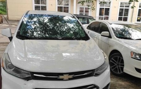 Chevrolet Trax, 2018 год, 1 000 000 рублей, 1 фотография