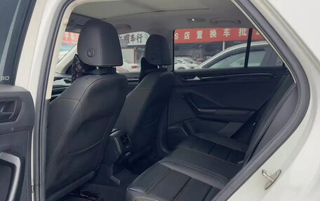 Volkswagen T-Roc I, 2023 год, 1 541 007 рублей, 11 фотография