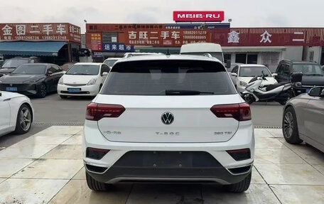 Volkswagen T-Roc I, 2023 год, 1 541 007 рублей, 4 фотография