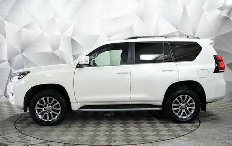 Toyota Land Cruiser Prado 150 рестайлинг 2, 2017 год, 4 493 000 рублей, 2 фотография