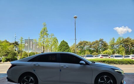 Hyundai Avante, 2023 год, 1 950 000 рублей, 8 фотография