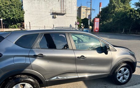 Renault Kaptur I рестайлинг, 2018 год, 1 389 000 рублей, 23 фотография