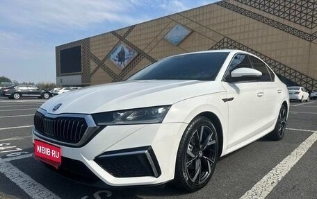 Skoda Octavia IV, 2022 год, 1 990 000 рублей, 1 фотография