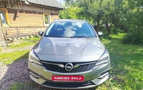 Opel Astra K, 2019 год, 1 300 000 рублей, 1 фотография