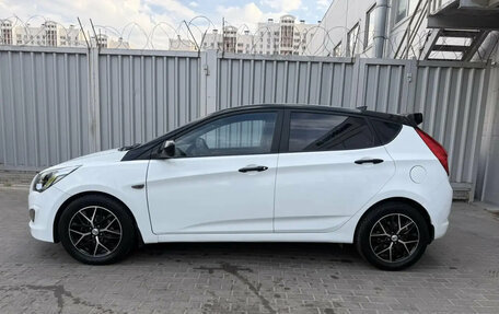 Hyundai Solaris II рестайлинг, 2015 год, 975 000 рублей, 8 фотография