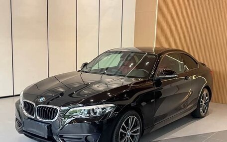 BMW 2 серия F22, 2018 год, 1 643 000 рублей, 3 фотография