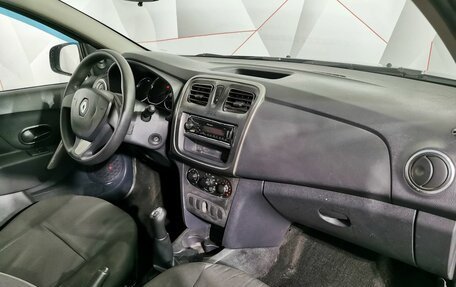 Renault Logan II, 2017 год, 595 000 рублей, 12 фотография
