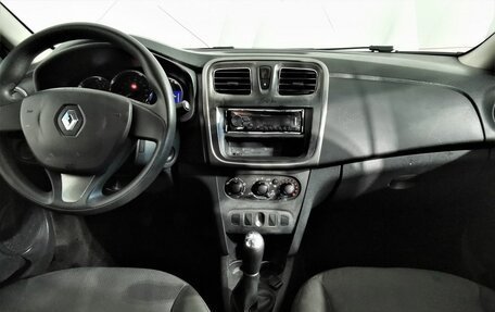 Renault Logan II, 2017 год, 595 000 рублей, 13 фотография