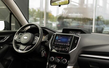 Subaru Forester, 2021 год, 2 815 000 рублей, 10 фотография